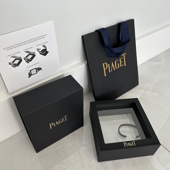 Piaget Floating Display Case, Outer Sleeve, Leather Insert And Logo Shopping Bag - Picture 2 of 16